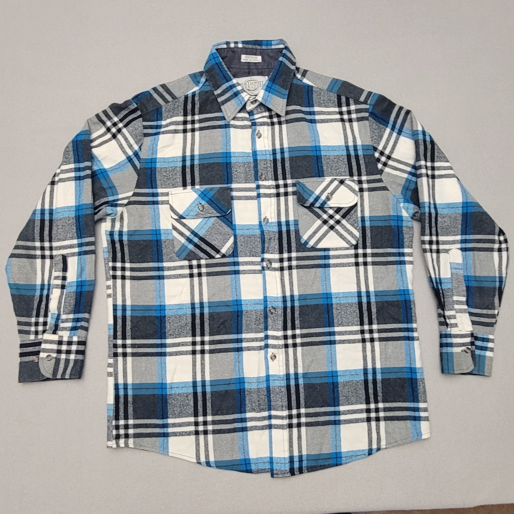 Vintage Northwest Territory Flannel Men’s Long Sleeve Size L Black/Blue Plaid.